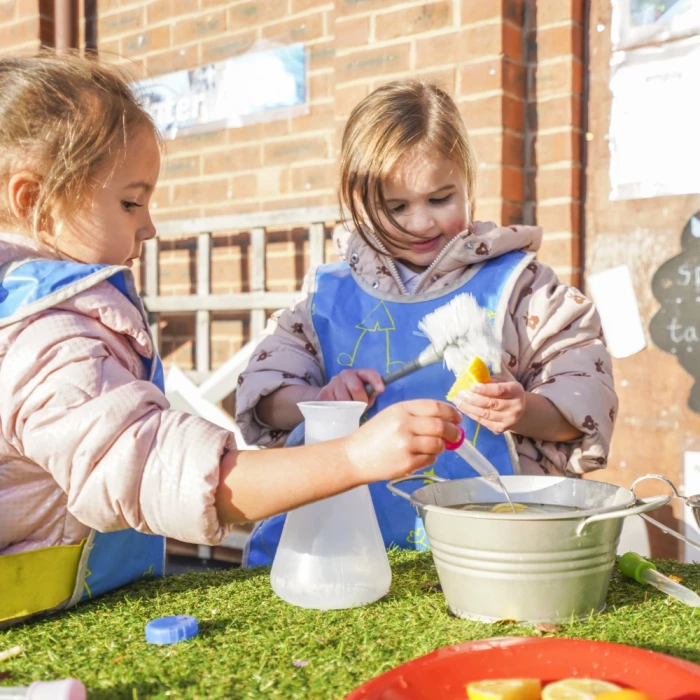 Colton - Early Years Outdoor Play - 2023 (10)